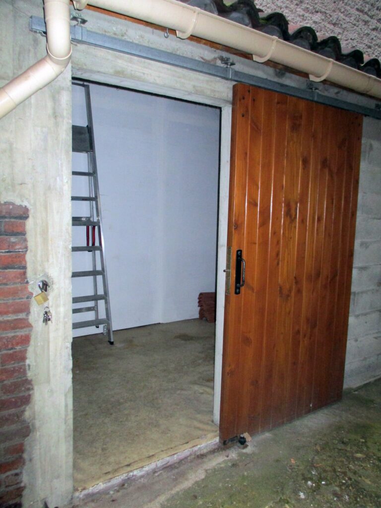 Local commercial à louer Saint-Étienne – dépot